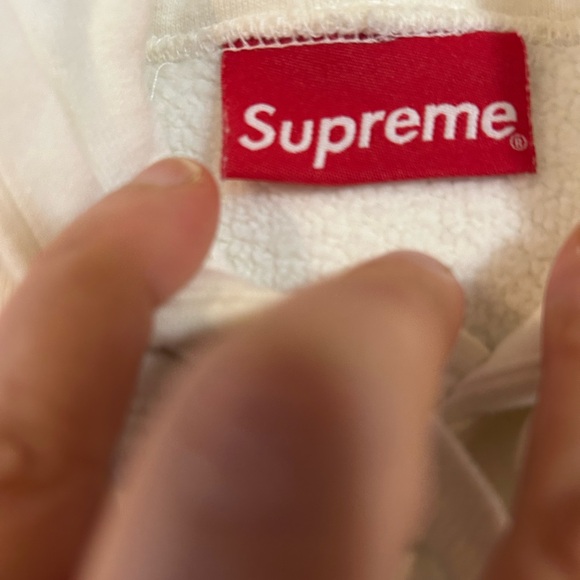 Supreme hoodie with teeth gems - Picture 3 of 5